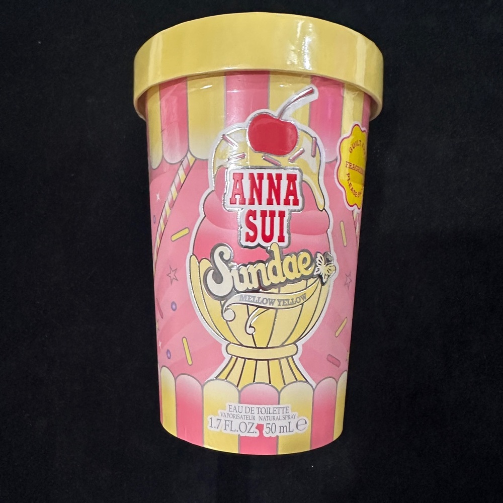 Anna Sui Sundaes Mellow Yellow Perfume